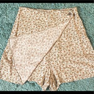 American Eagle Outfitters Floral Soft Mini Skort